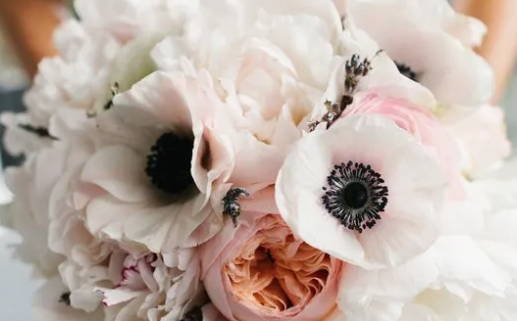 农历二〇二五年腊月十九黄历完婚不推荐吗,这天结婚合适吗