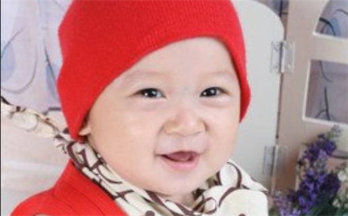 吴姓女宝宝名字精选：2026年01月20日生辰八字起名技巧