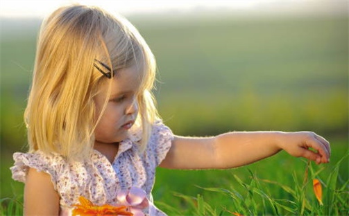 李姓女宝宝如何取名？494个寓意吉祥名字任您选