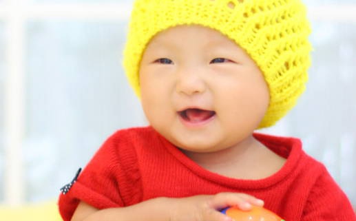 梁姓2026年02月12日出生的女孩子五行缺什么？如何科学取名